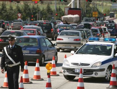 Έκτακτα μέτρα από τη Τροχαία για την έξοδο των εκδρομέων της Καθαράς Δευτέρας